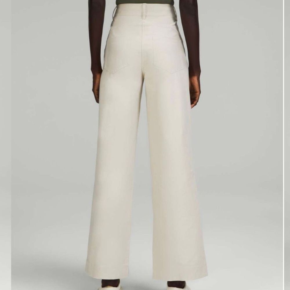Lululemon City Sleek 5 Pocket Wide-Leg High-Rise Pant *Light Utilitech in Natura - Picture 6 of 8